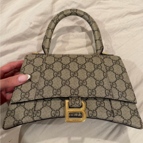 Balenciaga Handbags - Gucci x Balenciaga The Hacker Project Hourglass bag small